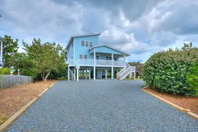 Image de 4br/2ba Home - 2nd Row, Intracoastal & Ocean Views, Holden Beach, Sleeps 9
