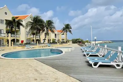 Sunny Vibes, ocean front condo with amazing views