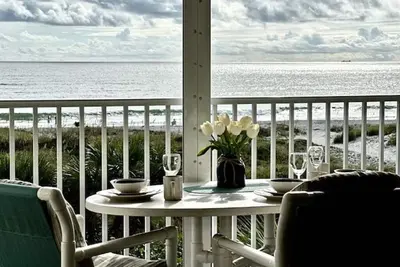 Image de Sandcastles Direct Oceanfront Lovely-2 bedroom Condo-Perfect!