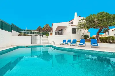 Image de Villa w/ Heatable Pool and Bbq in Albufeira