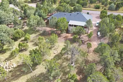 Image de Cottage on Sunrise-Family Sized Home