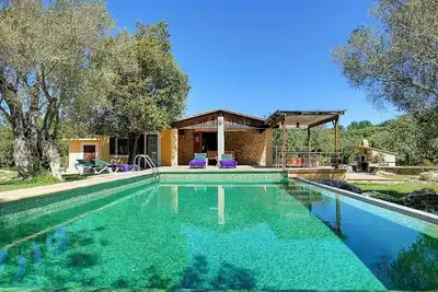 Image de Pretty 2-Bedroom Cottage, A/C, Private Pool, Idyllic Countryside Location just 5 mins from Pollenca