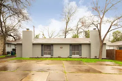 Image de Prime Location! 4-Bdrm Home One Block to S Lamar & Sxsw Top Spots!