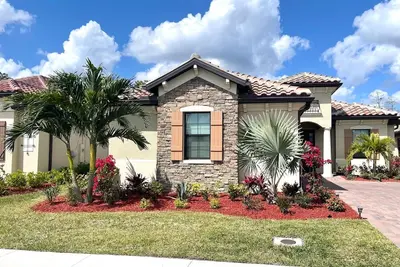 Image de Designer Home at Bonita National Golf and Country Club