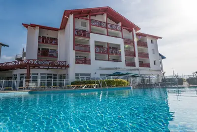 Image de 50m de la Plage! Studio pour 4 + Wi-Fi Gratuit