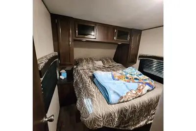 Image de Nice newer camper fully hooked up nice views