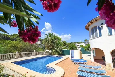 Merveilleuse maison de vacances privée avec Wifi, climatisation, piscine privée, Tv et parking