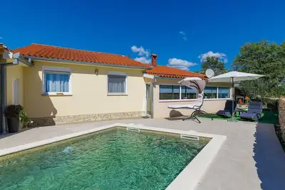 Image de Belle maison de vacances privée avec climatisation, Wifi, piscine privée, Tv, terrasse, parking