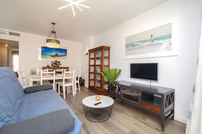 Image de Confortable appartement pour 4 personnes avec Wifi, piscine, climatisation, Tv et terrasse