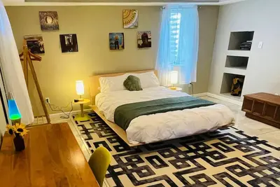 Image de Mid-Century Apple Blossom Suite!