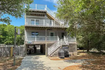 Image de 4 Bedroom Oceanside home - Short Walk To Beach, Private Pool, Dogs Allowed