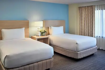 Image de Better Choice For Your Vacation! Spacious unit w/ Swimming Pool Access!