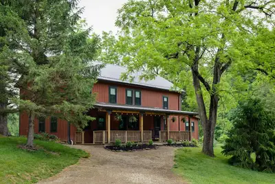 Image de Private Cabin w/Hot Tub. Woods and nature