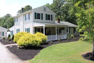 Image de The Greenhouse: A peaceful retreat minutes from all Williamsburg has to offer