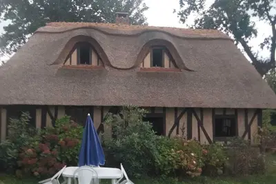 Image de Charmante petite chaumière