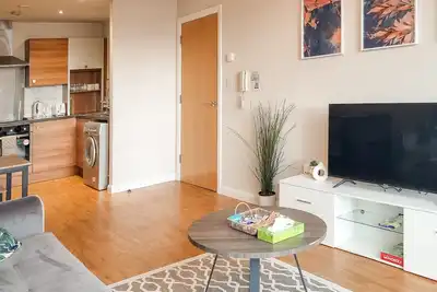 Image de Modern 2-Bed Apartment minutes from City Centre