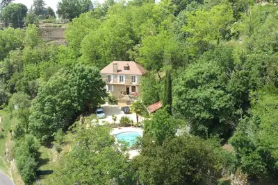 Image de Maison&Maison d'amis avec clim\/fibre\/piscine chauffée à 3min à pied de Domme