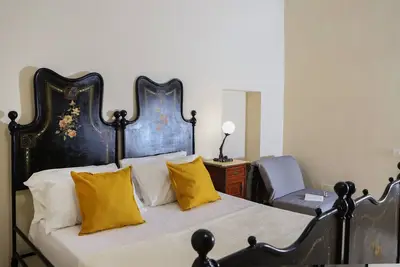 Image de Liberty apartment in Palazzo Diaz by Wonderful Italy