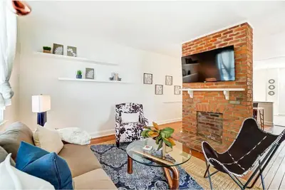Image de Oakley Square 3br - Walkable-Sleeps 5 - Fire Pit