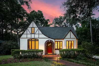 Image de Walk to Uf Stadium! Fabulous Chic Historic Home