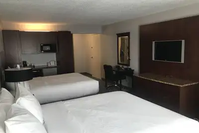 Image de Newly Renovated Privately owned Hotel Room