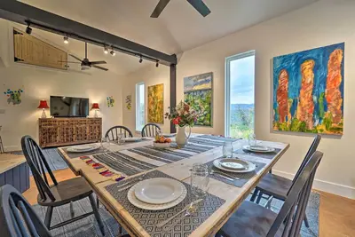 Image de Pet-Friendly Mancos Gem w\/ Patio & Fire Pit!