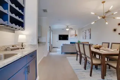 Image de Roomd | New Contemporary | 3 Bed 3 Bath
