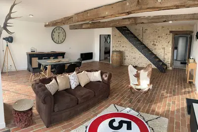 Image de Maison chaleureuse au cœur de la nature