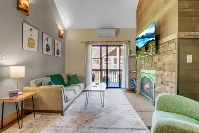 Image de Holiday Valley Ski-In/Ski-Out Condo