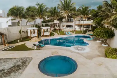 Image de Crown Villa - Luxury Beachfront 6br Mansion