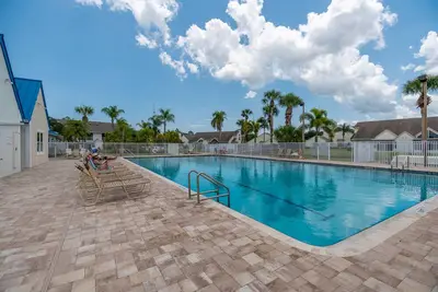Image de Private 1 story Condo Close to shopping