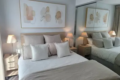 Image de Cbd Deluxe Private 2 bedroom apartment