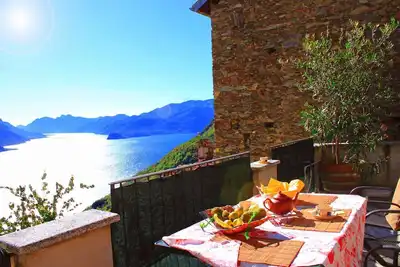 Image de Borgo SanMartino Country Holiday Home with Lake View