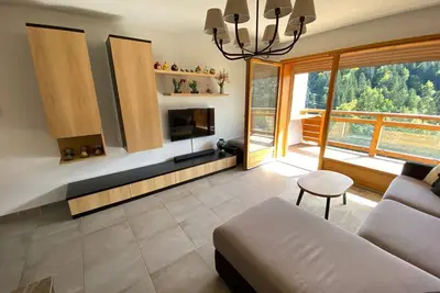 Image de Charmant appart 2 ch + coin nuit, balcon sud, garage, près de La Clusaz et commerces, St Jean de Sixt