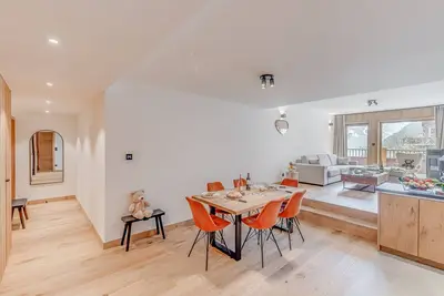 Image de Champagny-en-Vanoise : Appartement 4 pièces, 90m², 8 pers, proche des pistes avec balcon