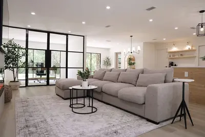 Image de Sarasota Central Home Near Beaches & Downtown