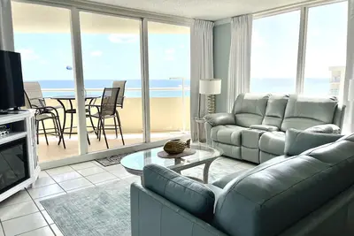 Image de Directly On The Beach Gulf-Side-Our Peace Of The Beach