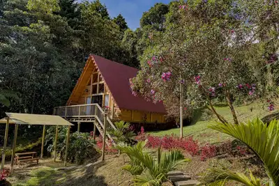Image de Hermosa Cabaña Tipo Chalet en Santa Elena