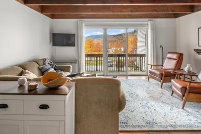 Image de Renovated Condo: Steps to Snowflake Lift, Pet-Friendly