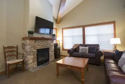 Image de 3322 - Two Bedroom Deluxe Powderhorn Lodge by RedAwning