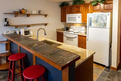 Image de 3402 - One Bedroom + Den Deluxe Powderhorn Lodge by RedAwning
