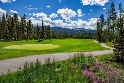 Image de Serene 1br condo in West Keystone w/ - shuttle to slopes, pool, and hot tub!