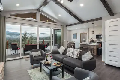 Image de Vista Bella - 3 Bedroom Home w/ Amazing Mountain Views