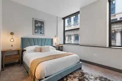 Image de Apartment in The Loop: Great Amenities, Near Shops