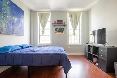 Image de 3 bed 2 bath in Prime Bushwick