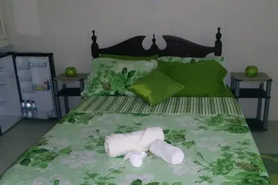 Image de Soursop View Ensuite 12 mins walk to surfing beach.