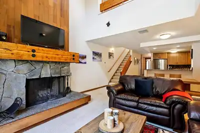 Image de One Bedroom plus Loft River View Condo