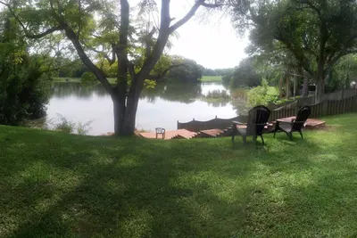 Image de Charming Lakefront Studio w\/Lanai & Dock in Lakeview Village