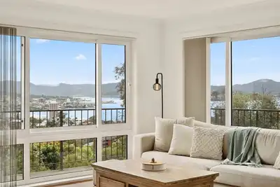 Image de Lovely 2-Bed Home with Great Views, Near Casino