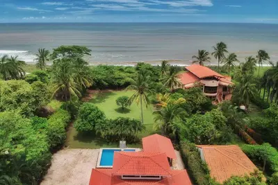 Image de Beach Front Home, Perfect For Family And Friends